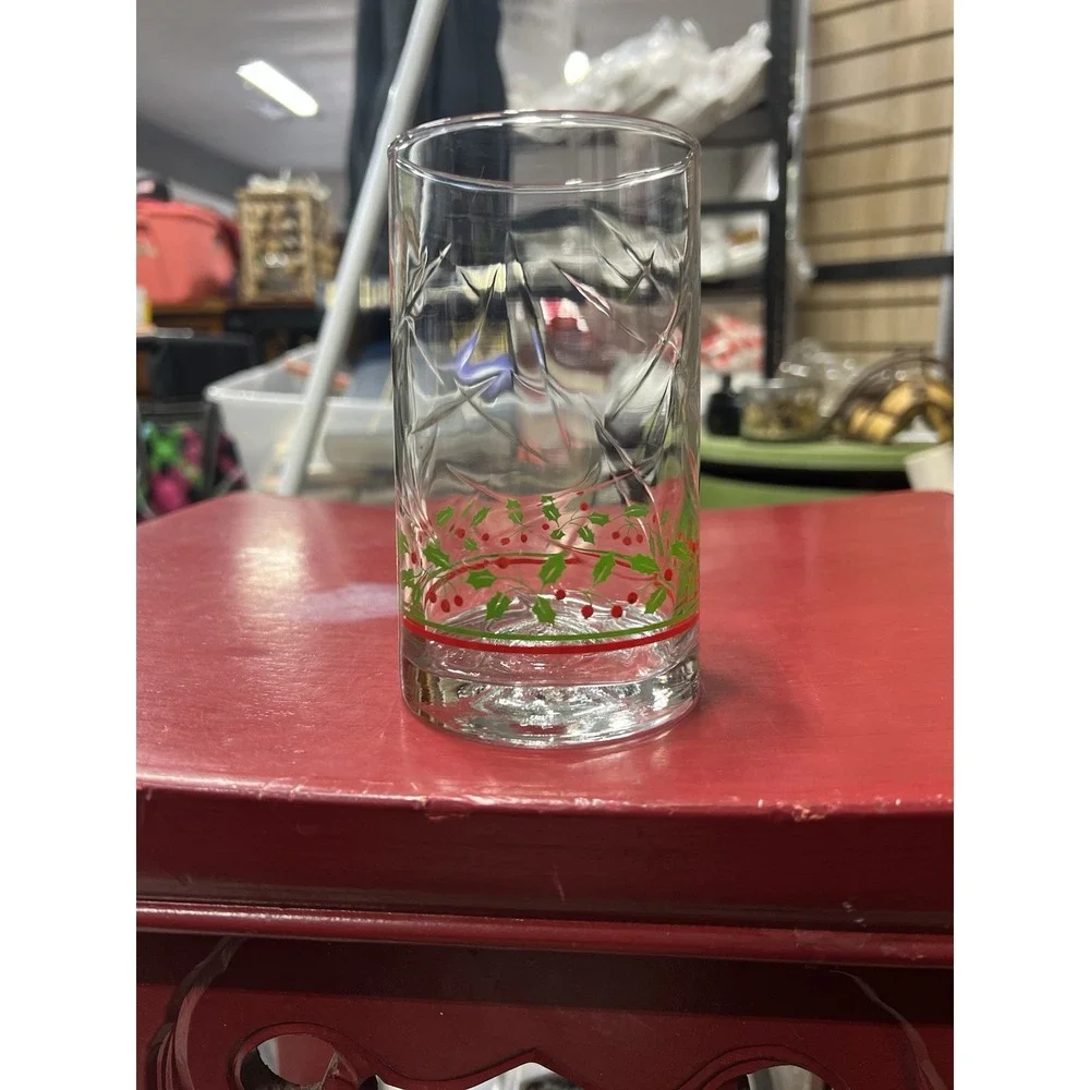 ARBY'S HOLLY BERRY WATER DRINKING GLASS‎ VINTAGE CHRISTMAS 1982 RED GREEN